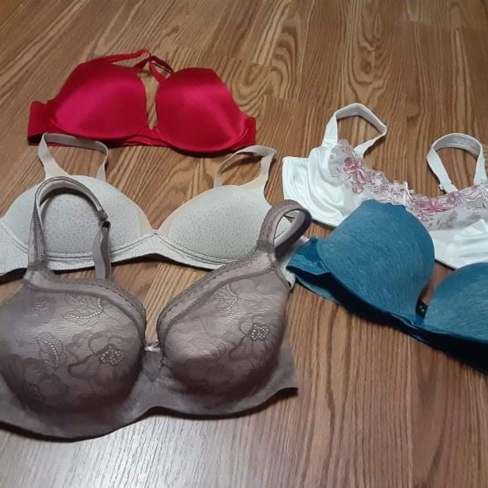 🇺🇲$8or5/$20🇺🇲lot of five bras